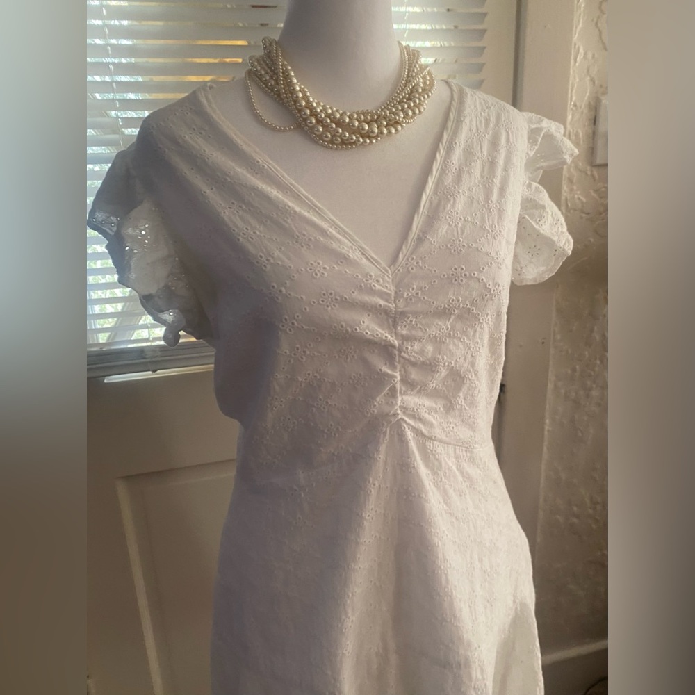 White Ruffle Sleeve Dress 🌺 - Picture 7 of 10